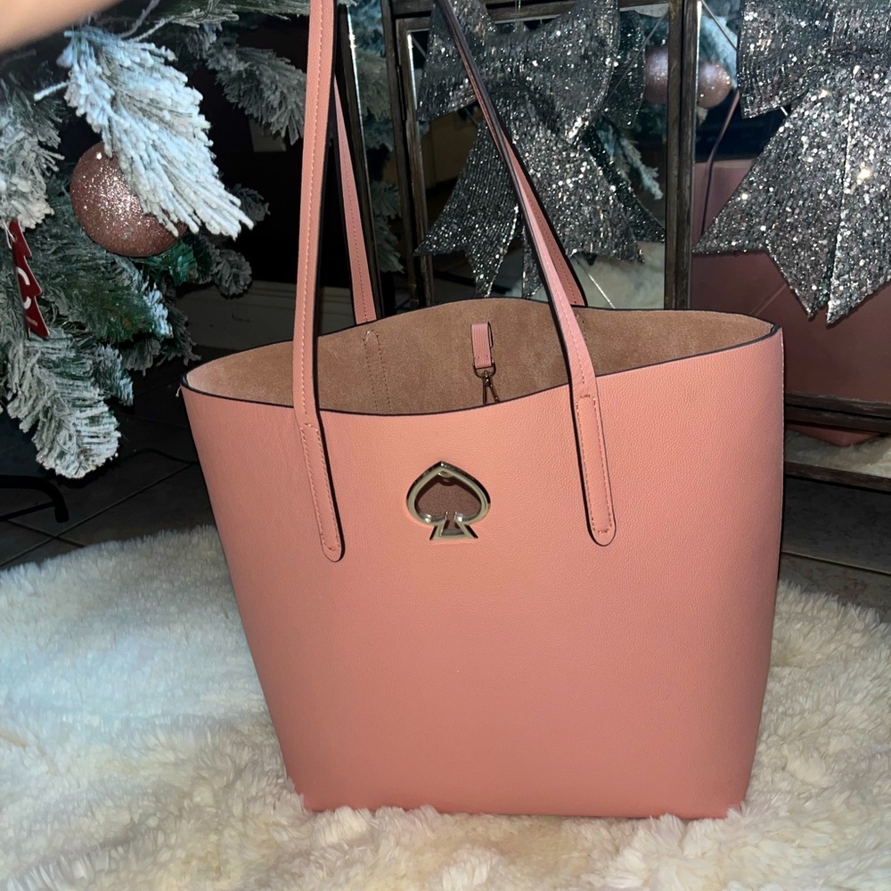 Kate spade tote *AUTHENTIC*